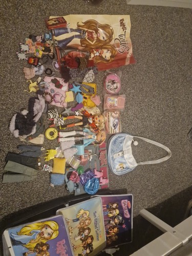 Massive bratz bundle - massive,