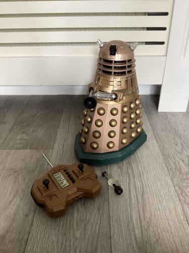 Doctor who bronze - doctor,