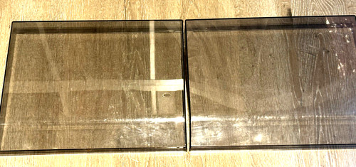 Pair turntable lids - of, /
