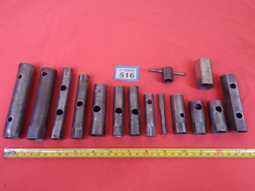 Vintage old box - x,
