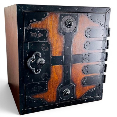 Japanese wooden chest tansu - wooden,