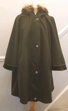 Moessmer Tiroler Loden Cloak Coat Fur Size UK 20-22  Green Hood Wool Alpaca 