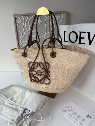 Loewe medium anagram basket - medium,