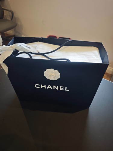 Chanel handbag new - chanel,, 25,