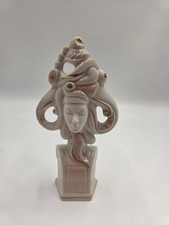 Galos of Spain - Figurine - El Teatro   'The Theatre  ' Porcelain 