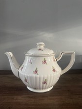 Sadler Vintage Cube Teapot with Floral Rose Design & Gold Trim. VGC
