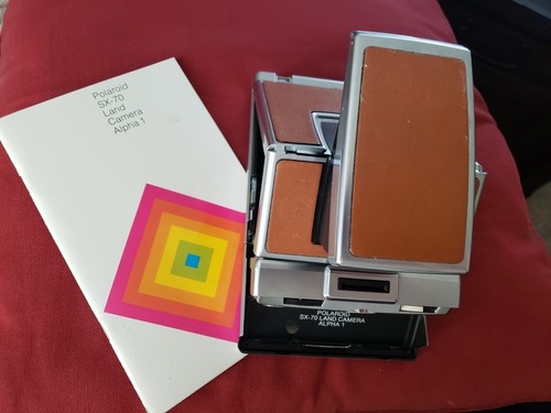 Polaroid land camera - sx-70,