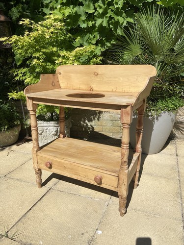 Antique pine victorian wash - pine,