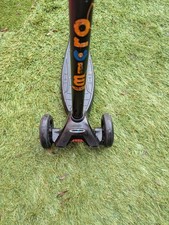 Maxi Micro Scooter Black Age