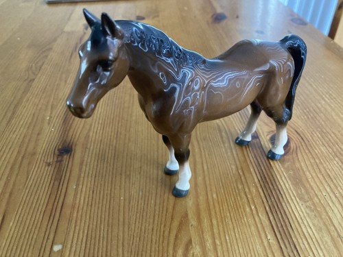 Brown gloss horse - gloss,