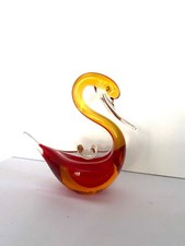 Amberina Art Glass Swan 15cm