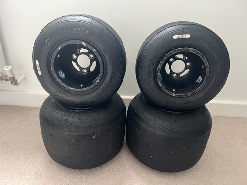 Dunlop slick tyres douglas - slick, on