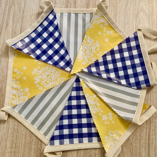Oilcloth bunting blue - bunting,