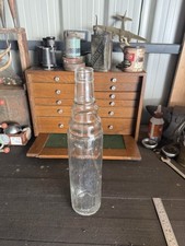 Vintage Essolube 1 Quart Glass
