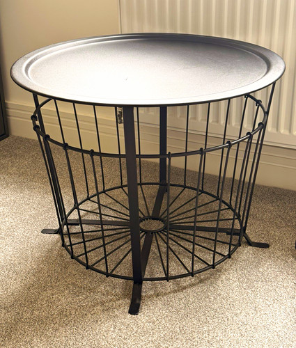 Round metal side - metal,