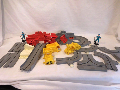 Vintage 1977 tomy big loader - big,