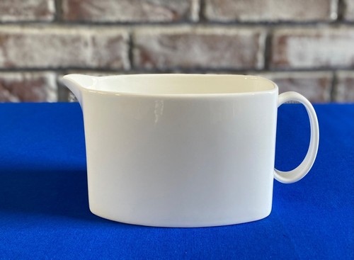 Creamer pitcher with - pitcher,