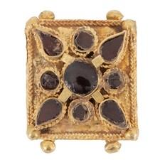 Medieval Gold Pendant