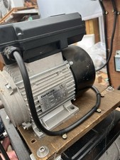 CLARKE 2HP SINGLE PHASE 2-POLE MOTOR (230V)