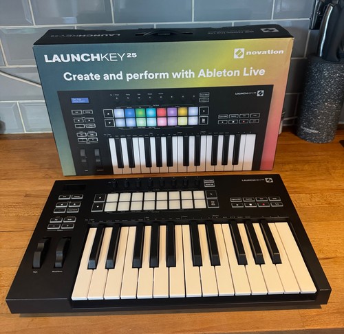 Novation launchkey mk3 - novation, 25