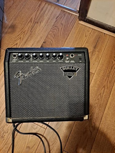 Fender bullet 150 - , amp