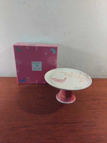 Beautiful mini cake - cake, stand