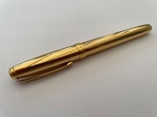 Sheaffer gold coloured
