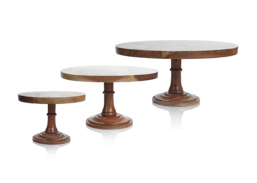 Wooden pedestal cake dessert - pedestal, cake/dessert