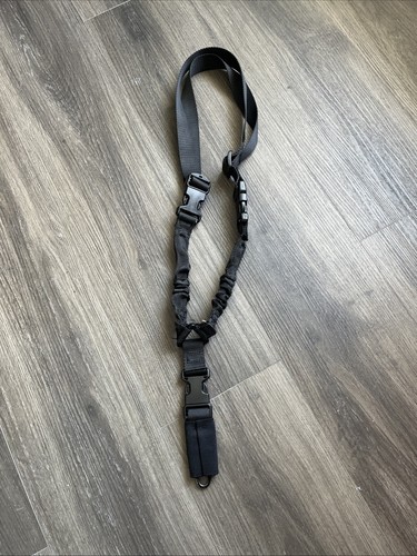 Black one point sling - black,