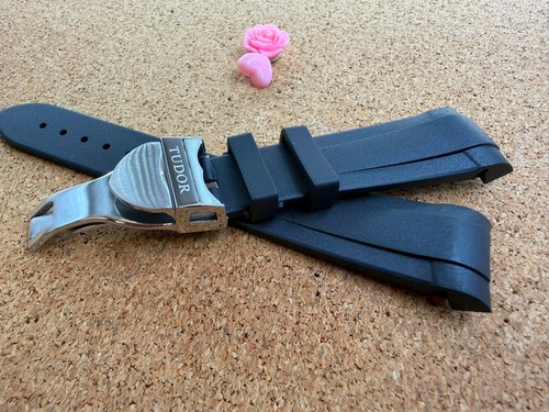 22mm tudor black bay rubber - 22mm,