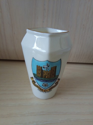 Goss crested china diamond - goss,