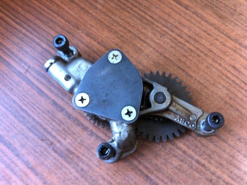 Oil pump bomba - , de