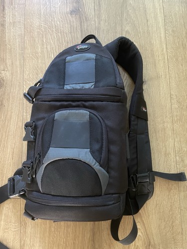 Lowepro padded camera sling - padded,