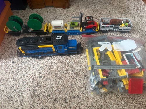 Lego city freight - city:, train