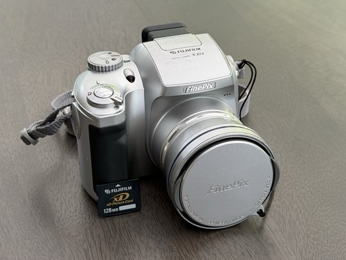 Fujifilm finepix s304 digital - finepix,