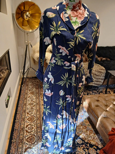 Droopy browns navy floral - &,