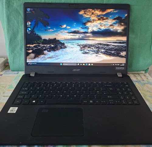 Acer travelmate p215 - p215-52, i3