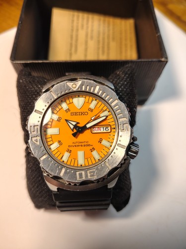 Seiko orange dial - diver, 200m