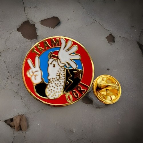 Vintage ogri lapel pin - pin, badge