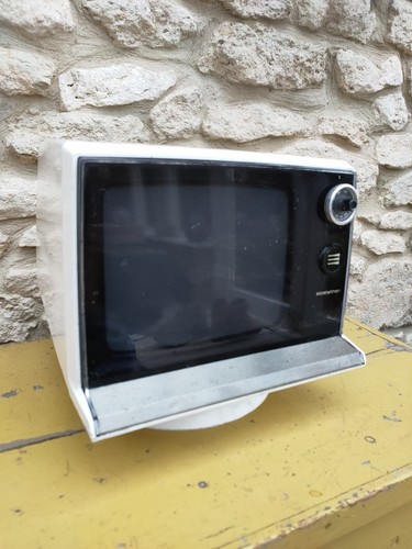 Vintage elizabethan crt tv - elizabethan,