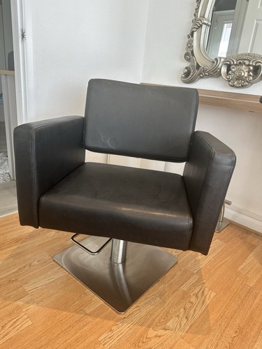 Adjustable styling salon - adjustable,