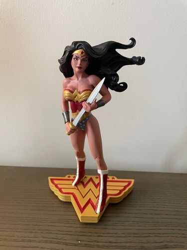 Wonder woman art war adam - wonder,