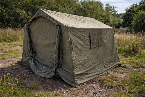 British army 9x9 landrover - british,
