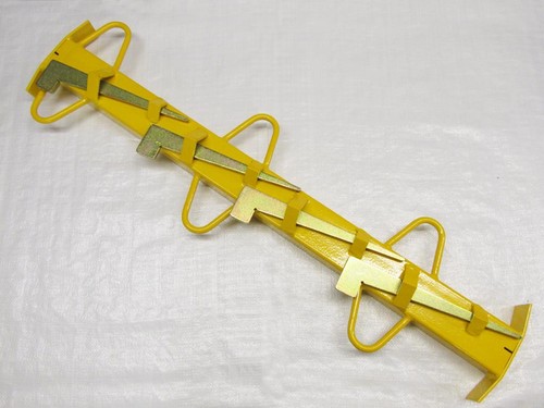 Steel fence strainer - strainer, clamp