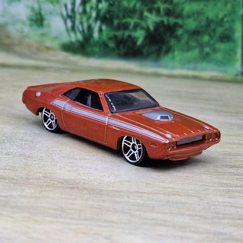 Hot wheels dodge - '70,