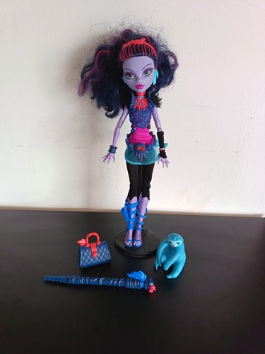 Monster high doll - monster,