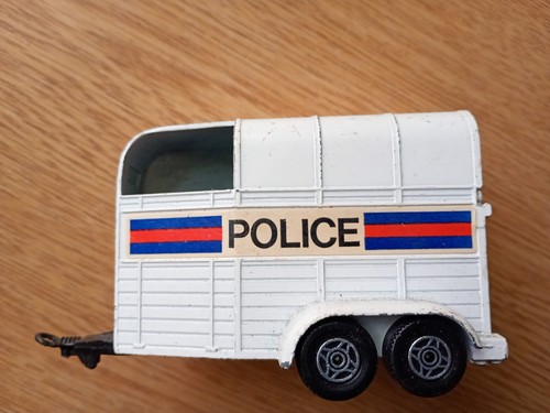Corgi police rice double - police,