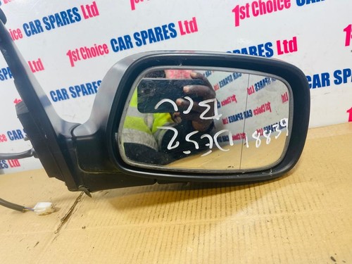Toyota avensis hatchback mk1 - toyota,