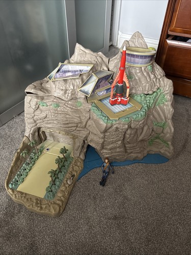 Thunderbirds tracy island - thunderbirds,