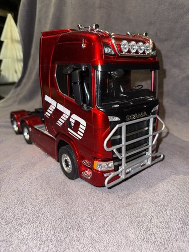 Huina scania 770s scale - 1/18,